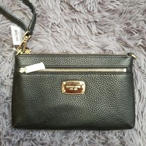 Micheal Kors Larget wallet